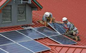 Instalação de painéis solares